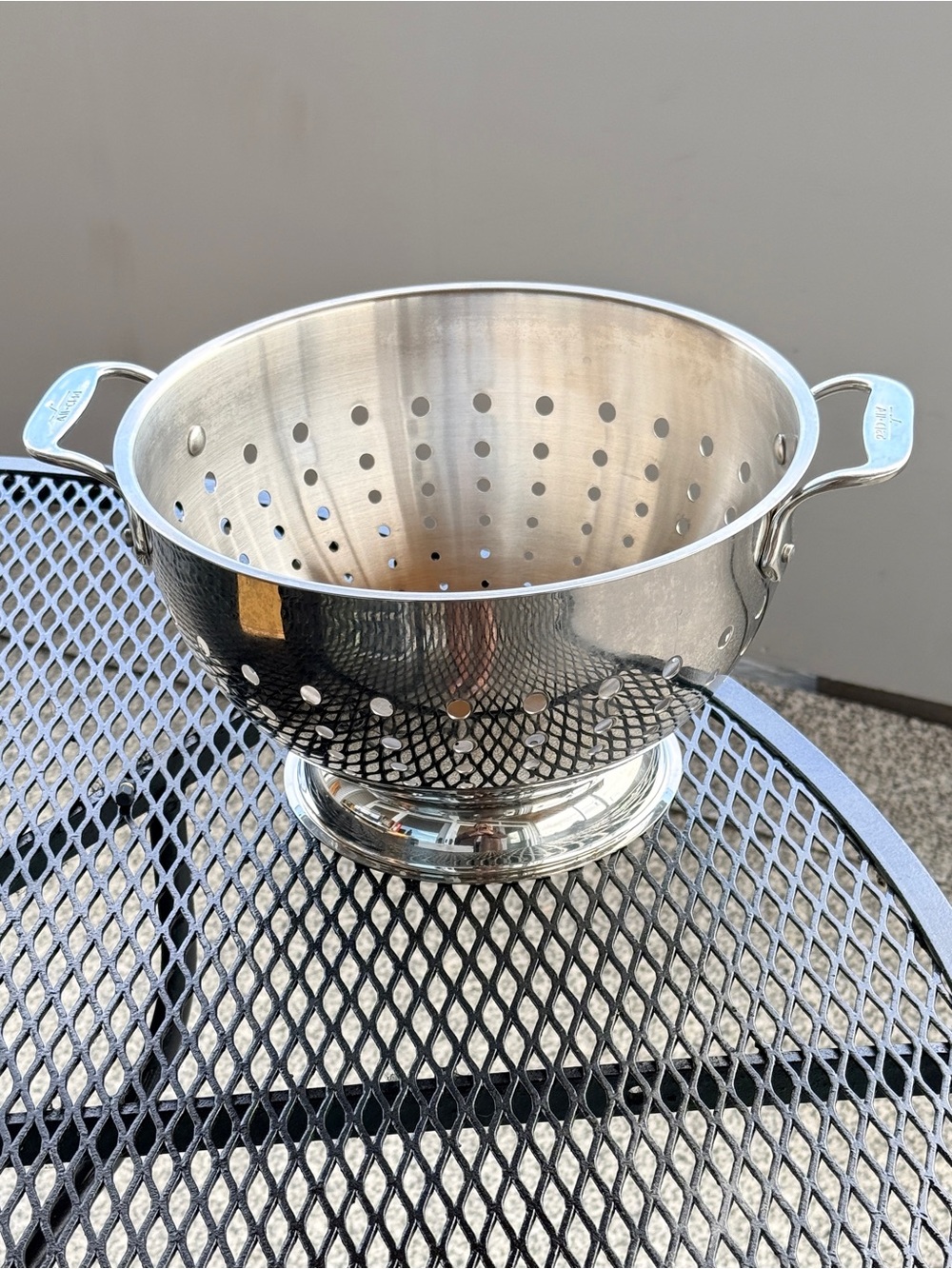 Polished Stainless Steel Colander with Handles - Silver
